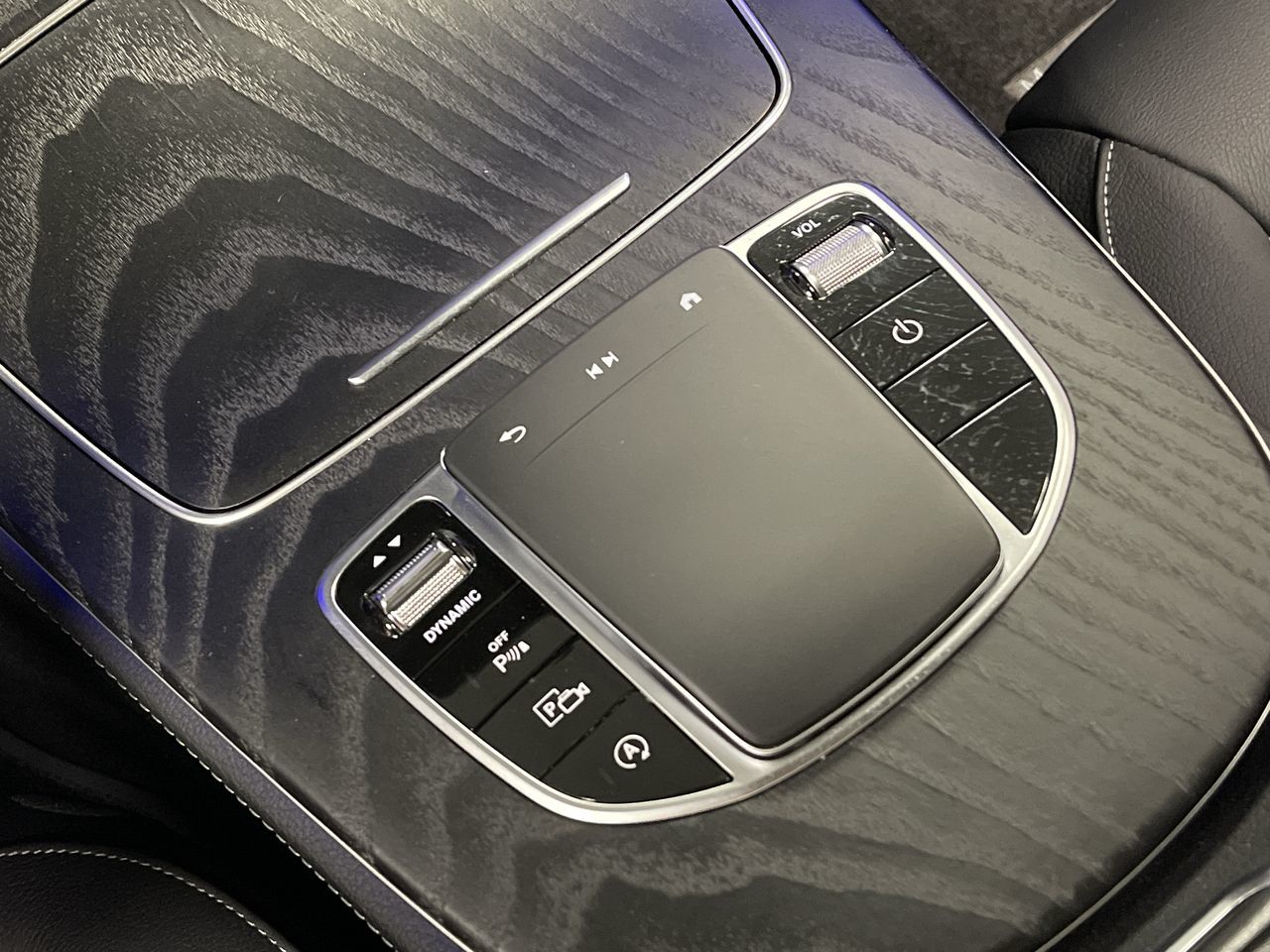 2021 Mercedes-Benz E350 in Dollard-des-Ormeaux, Quebec