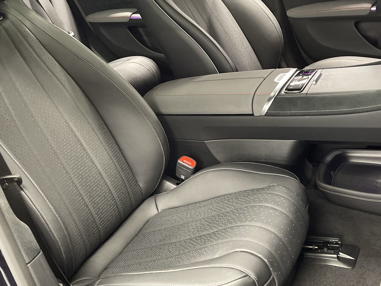 Mercedes-Benz EQS450  2023