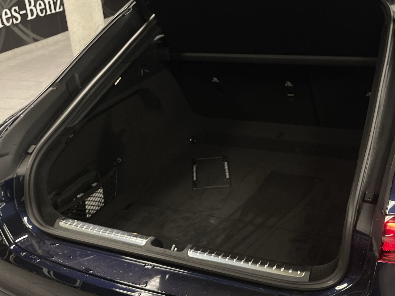 Mercedes-Benz EQS450  2023