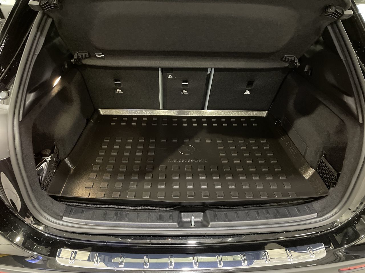 Mercedes-Benz GLA  2025