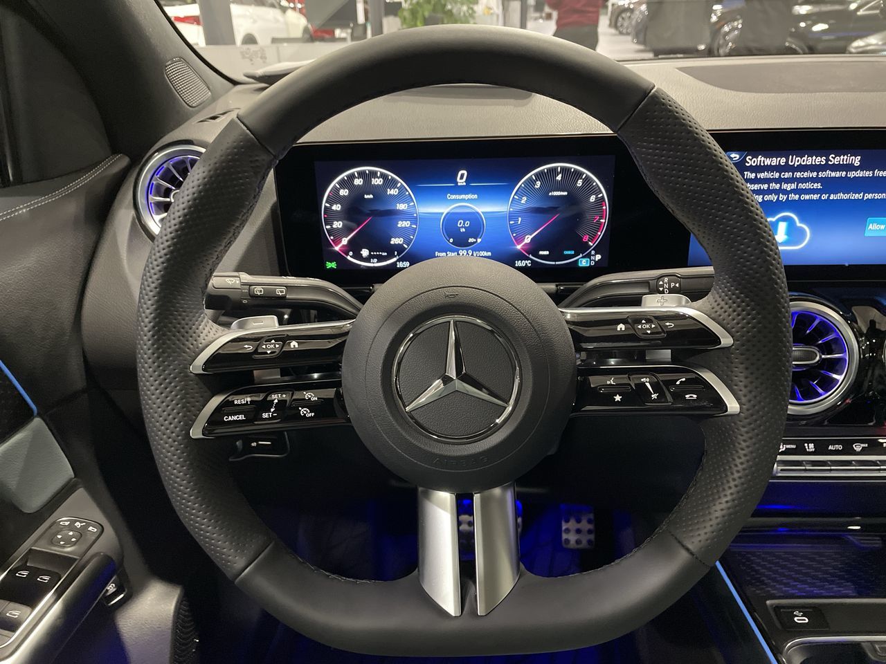 Mercedes-Benz GLA  2025
