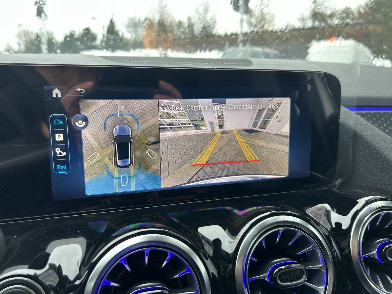 Mercedes-Benz GLA  2026