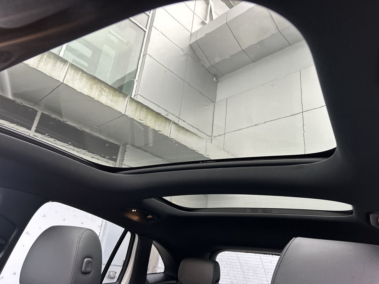 Mercedes-Benz GLA  2026