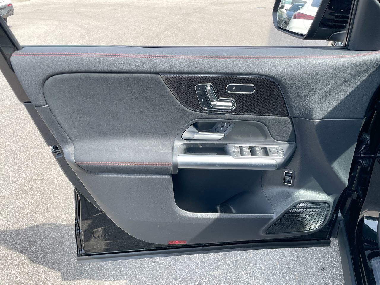 Mercedes-Benz GLA  2026
