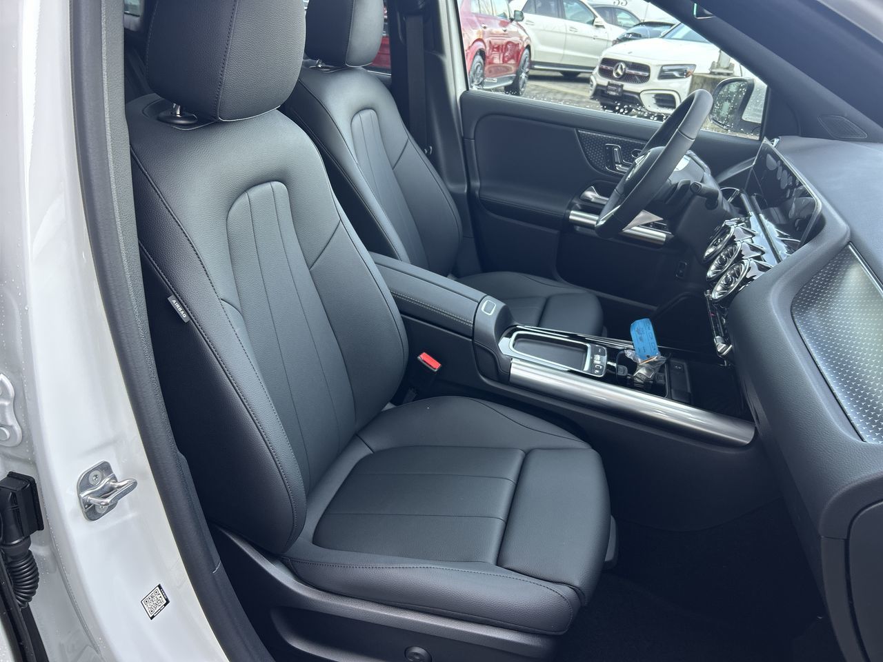 Mercedes-Benz GLA  2026