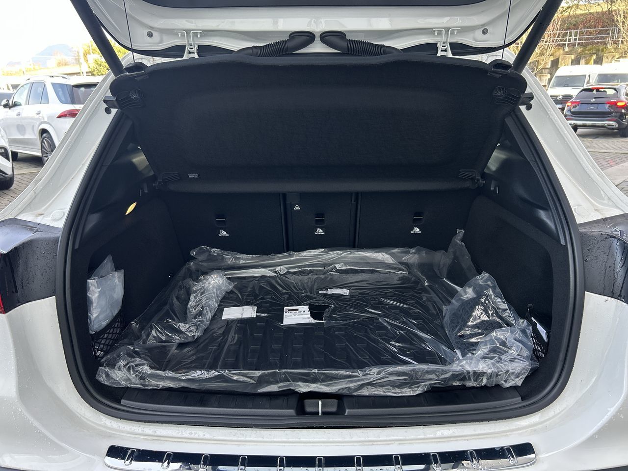 Mercedes-Benz GLA  2026