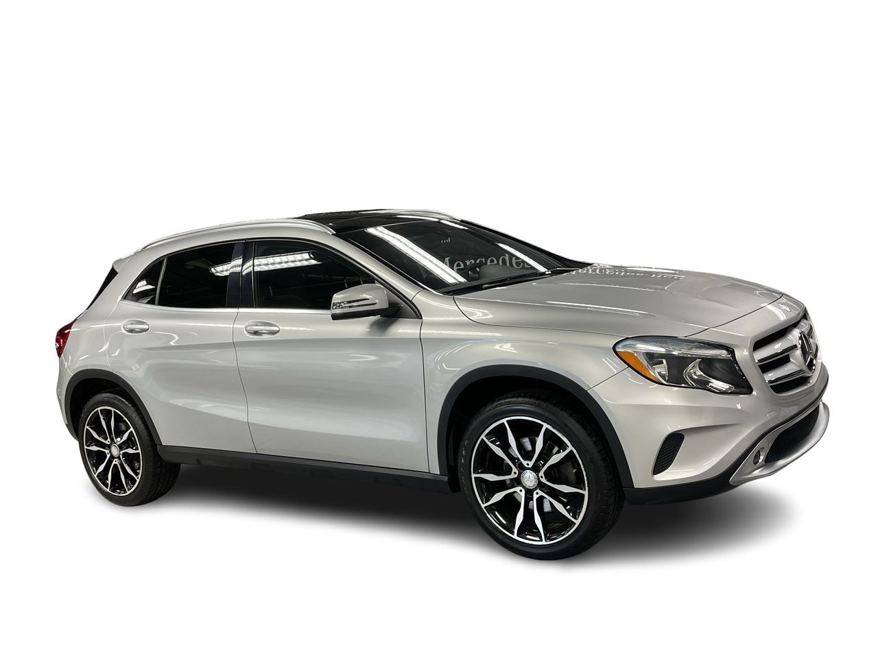 Mercedes-Benz GLA250  2016 à Dollard-des-Ormeaux, Québec