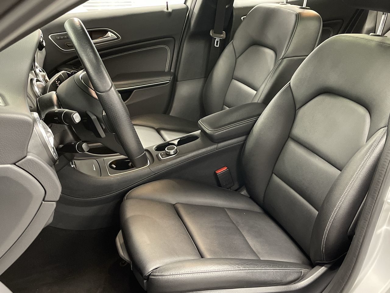 Mercedes-Benz GLA250  2016 à Dollard-des-Ormeaux, Québec