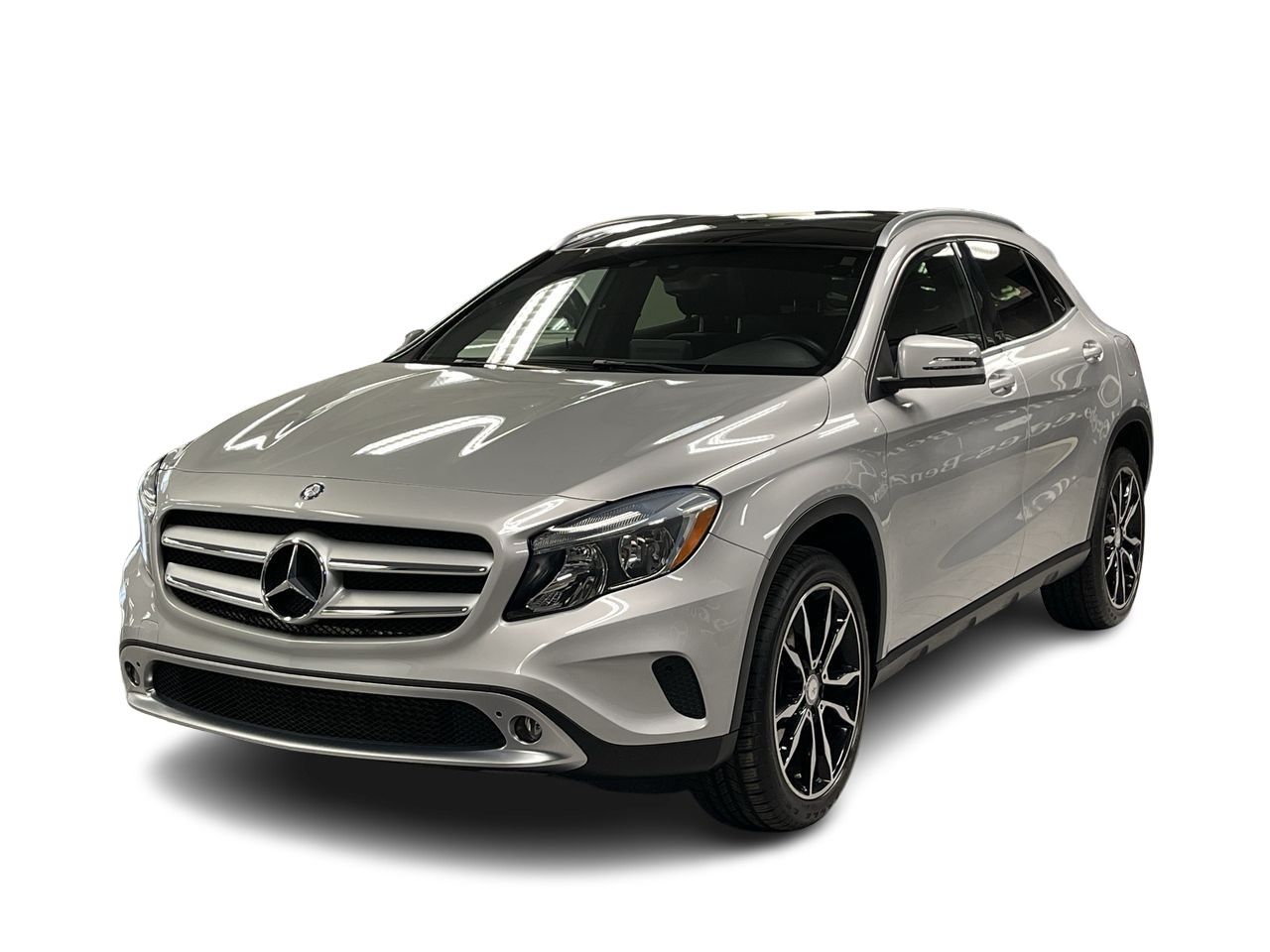 Mercedes-Benz GLA250  2016 à Dollard-des-Ormeaux, Québec