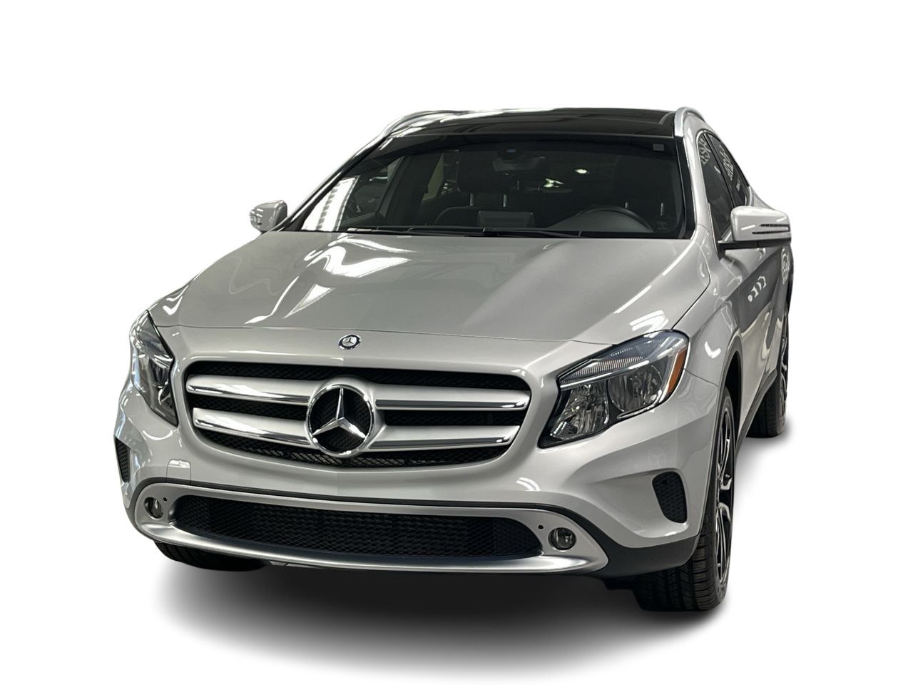 Mercedes-Benz GLA250  2016 à Dollard-des-Ormeaux, Québec