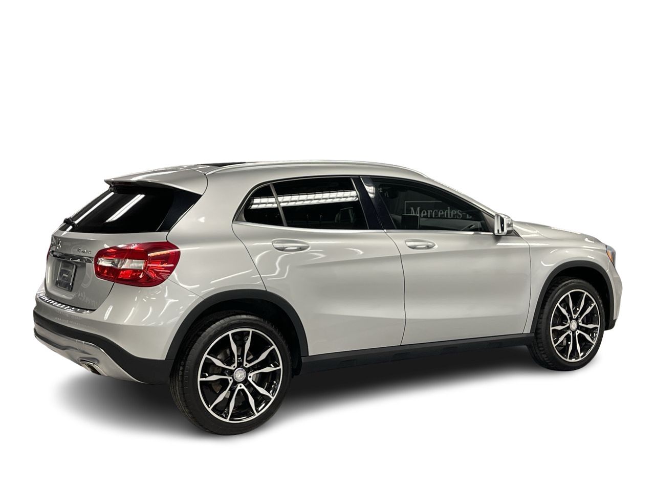 Mercedes-Benz GLA250  2016 à Dollard-des-Ormeaux, Québec