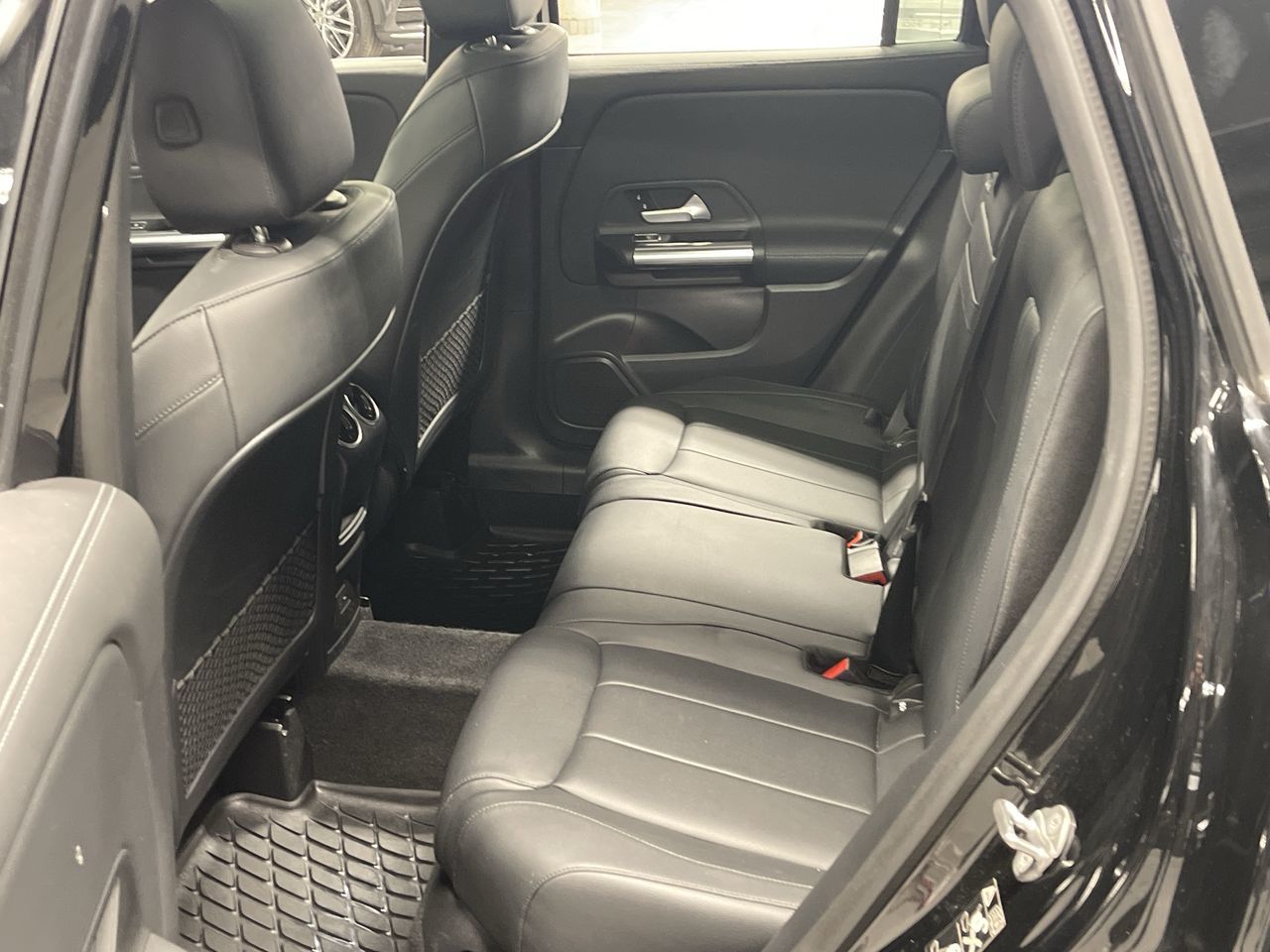 Mercedes-Benz GLA250  2022 à Dollard-des-Ormeaux, Québec