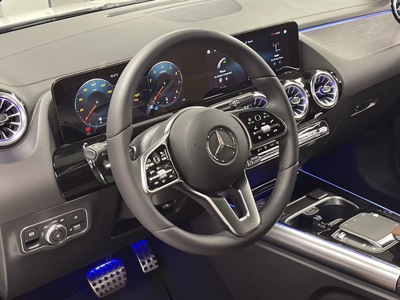 2023 Mercedes-Benz GLA250 in Dollard-des-Ormeaux, Quebec