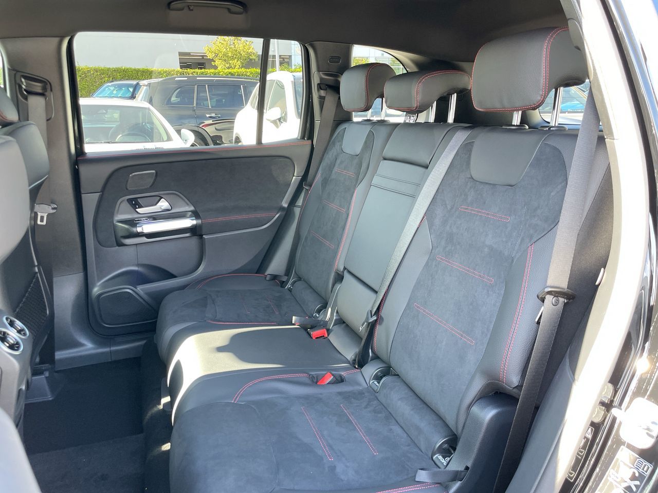 2026 Mercedes-Benz GLB in Dollard-des-Ormeaux, Quebec
