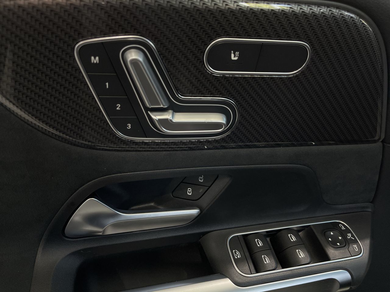 2022 Mercedes-Benz GLB250