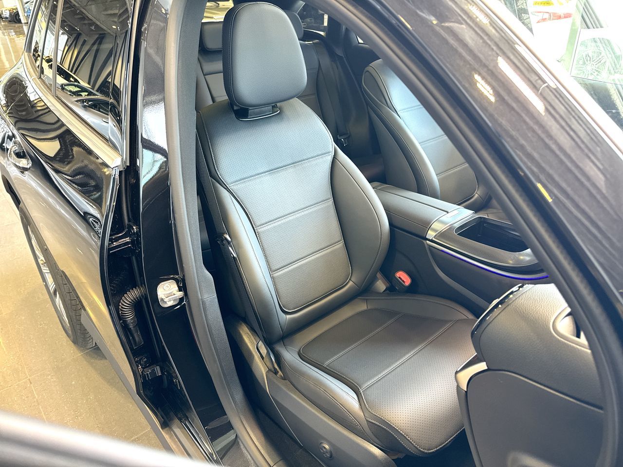 2026 Mercedes-Benz GLC