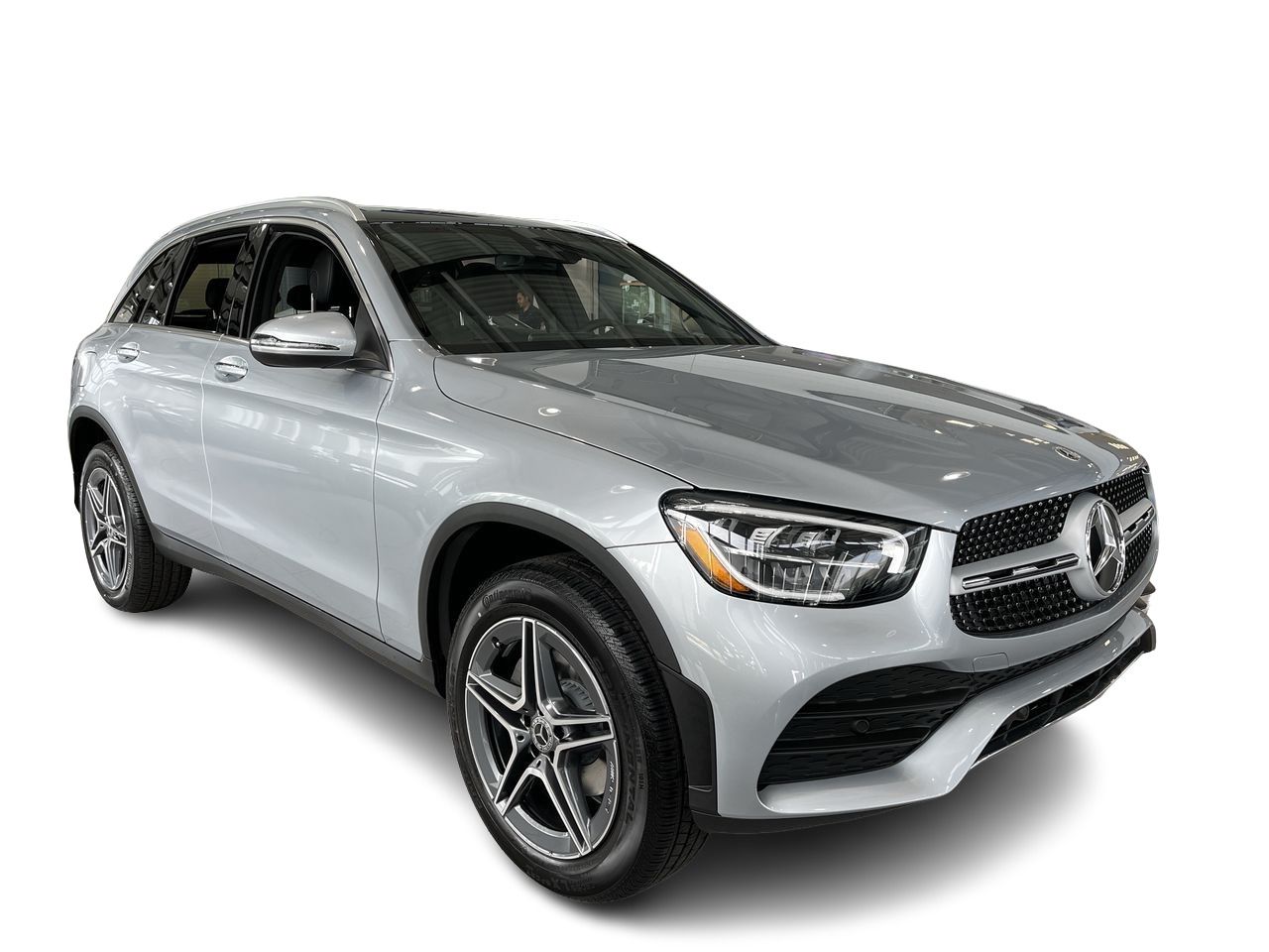 2022 Mercedes-Benz GLC300 in Dollard-des-Ormeaux, Quebec