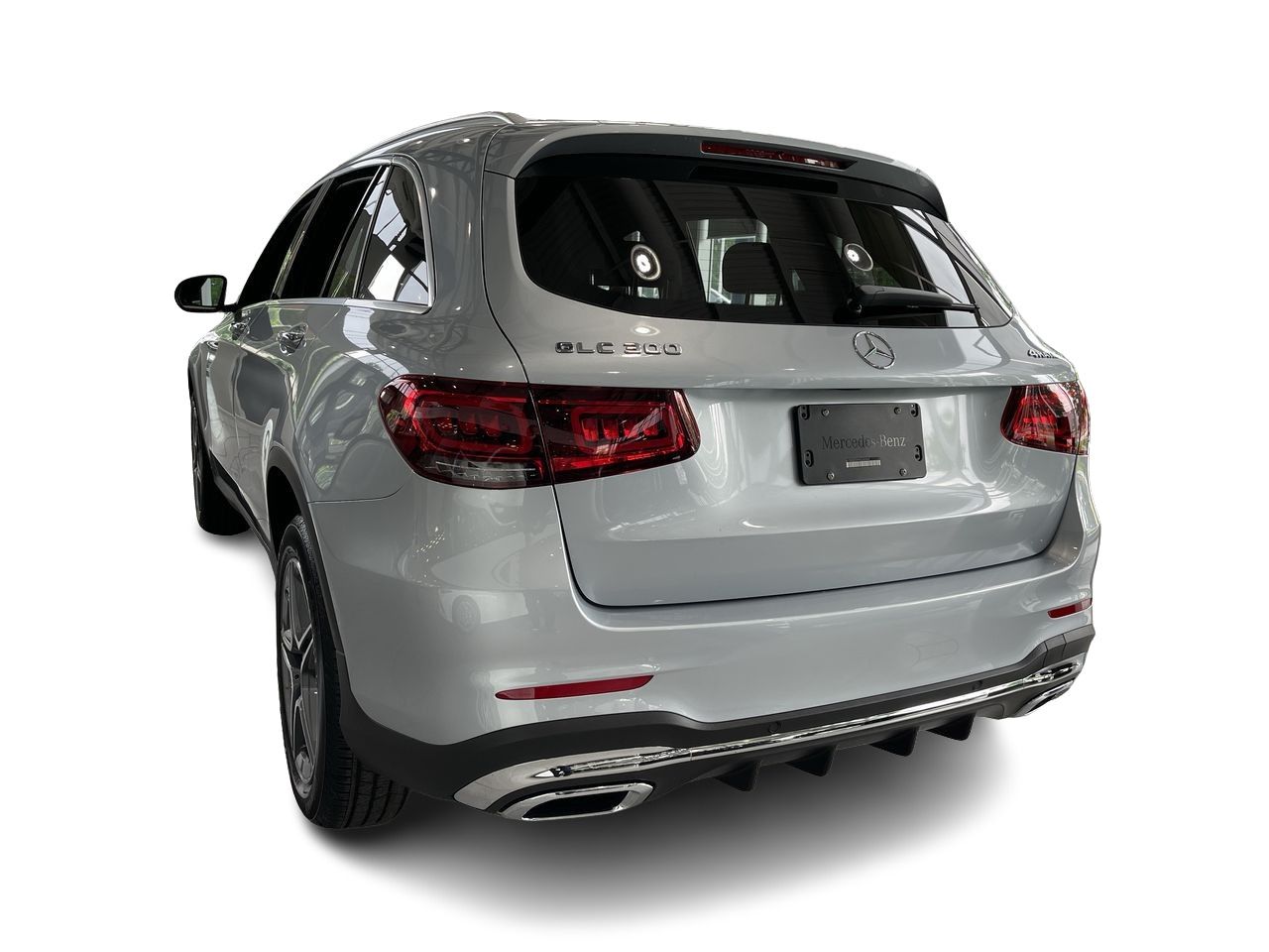 2022 Mercedes-Benz GLC300 in Dollard-des-Ormeaux, Quebec
