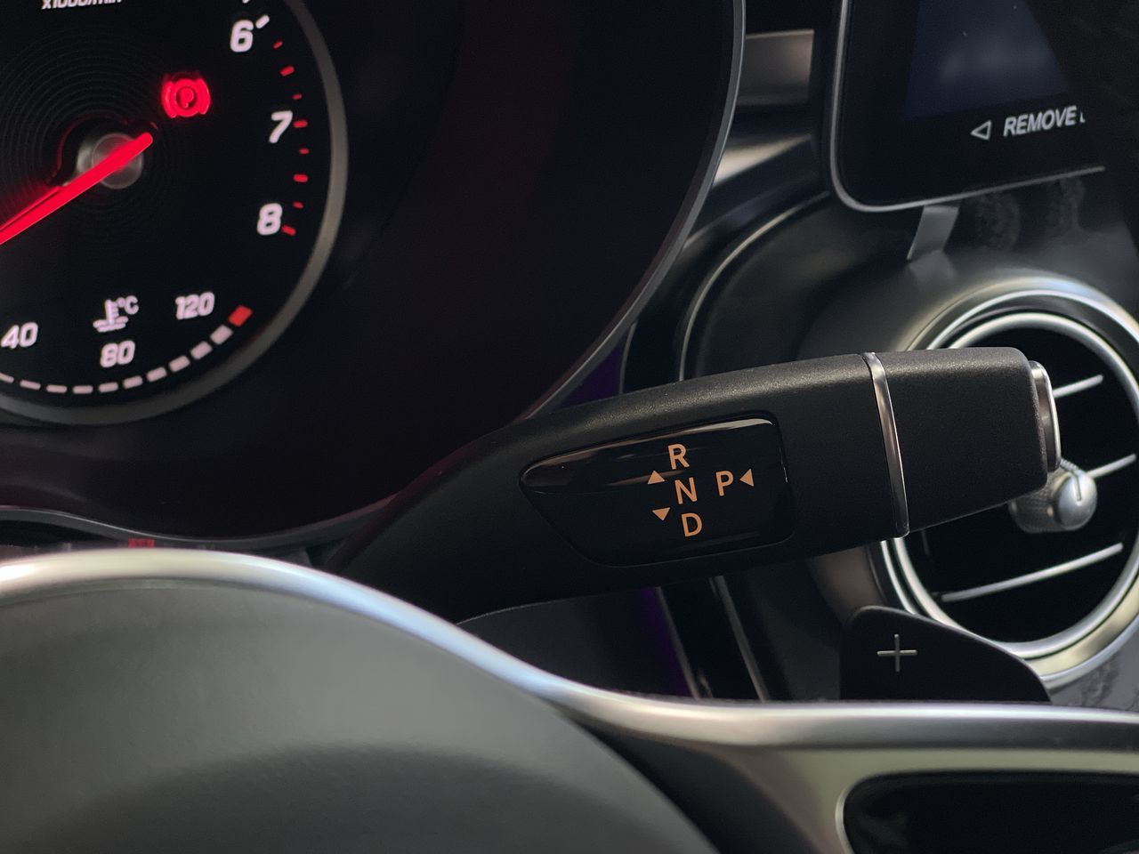 Mercedes-Benz GLC300  2022