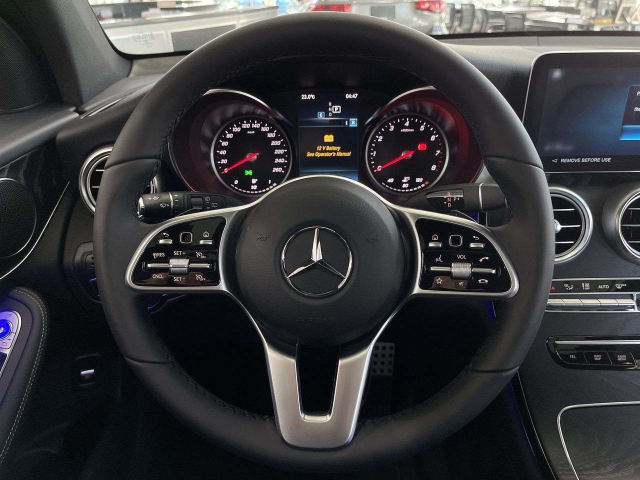 Mercedes-Benz GLC300  2022