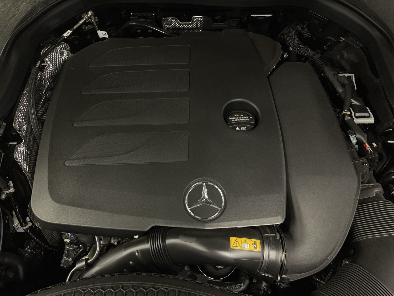 Mercedes-Benz GLC300  2022 à Dollard-des-Ormeaux, Québec