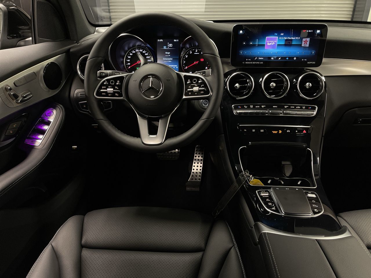 Mercedes-Benz GLC300  2022 à Dollard-des-Ormeaux, Québec