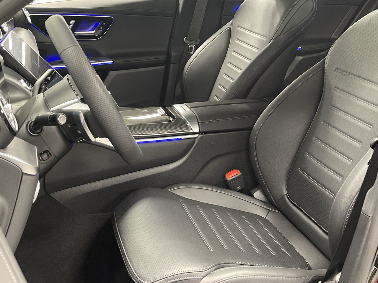 2023 Mercedes-Benz GLC300