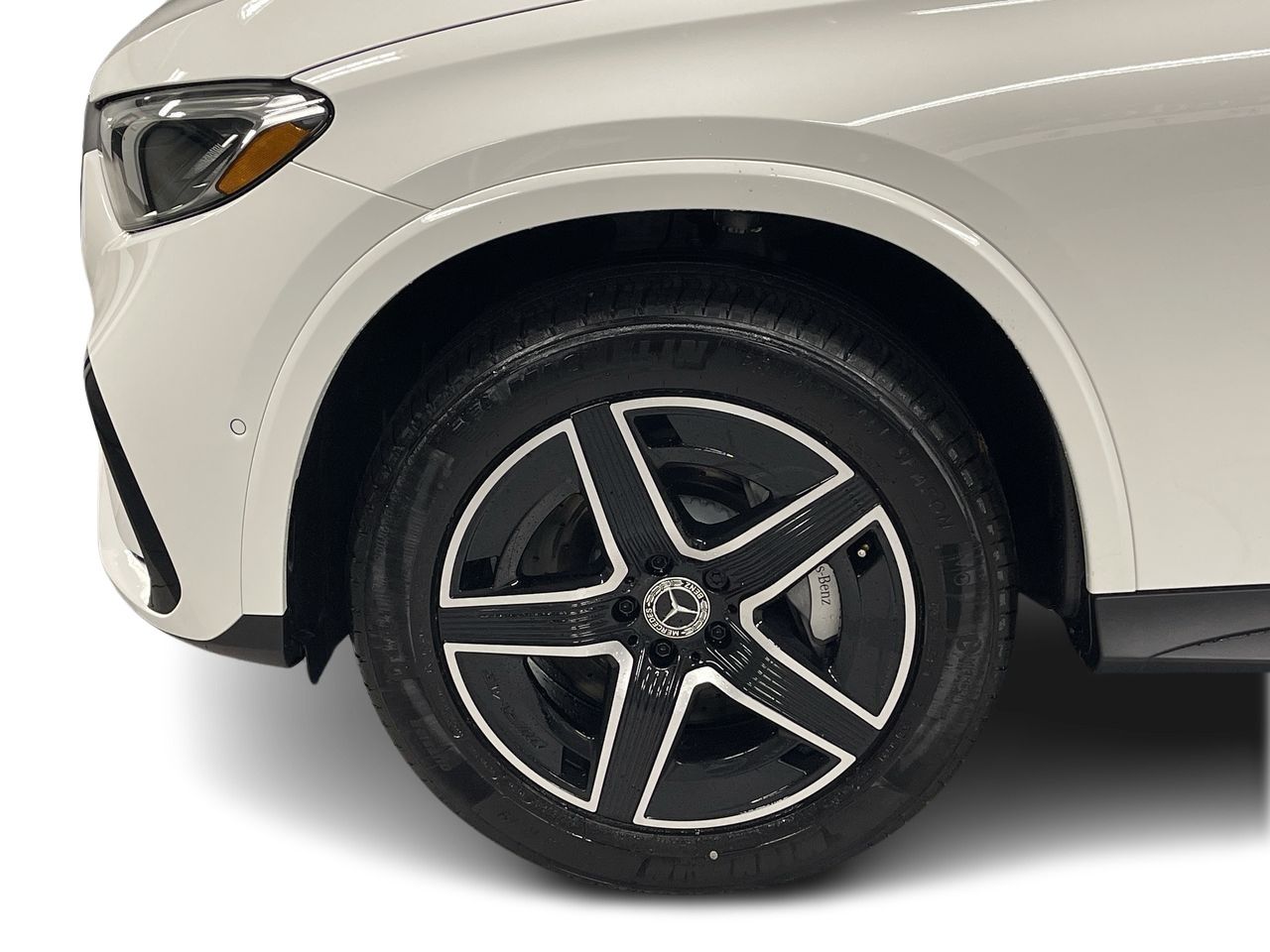 Mercedes-Benz GLC300  2023