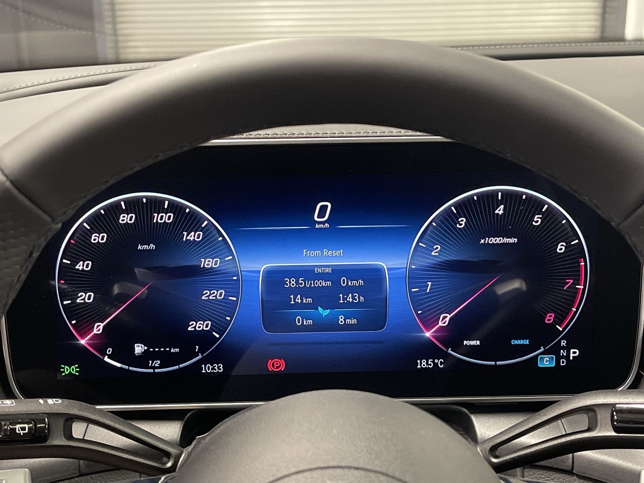 Mercedes-Benz GLC300  2023