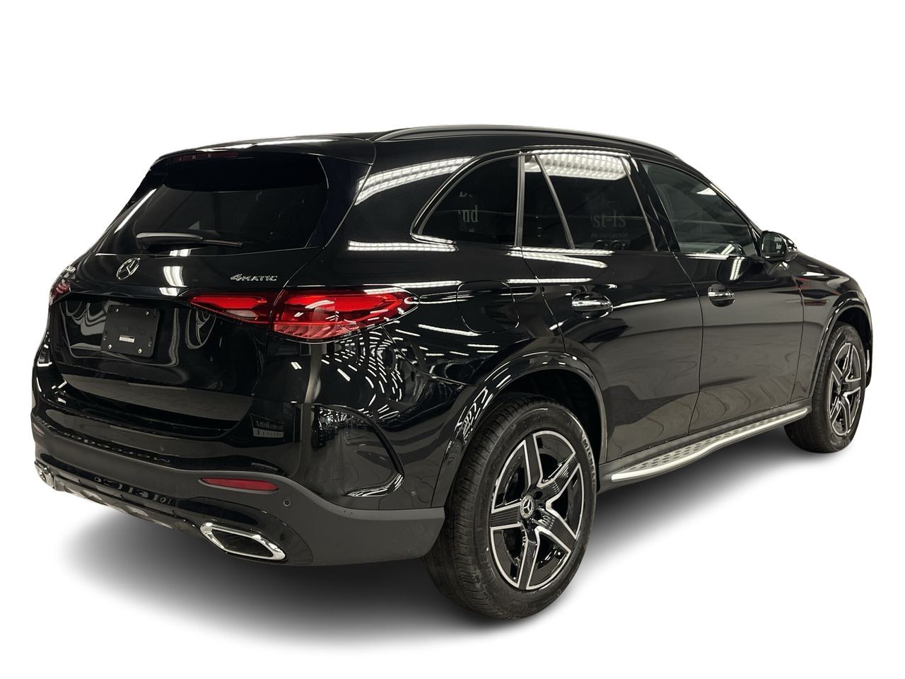 2023 Mercedes-Benz GLC300 in Dollard-des-Ormeaux, Quebec