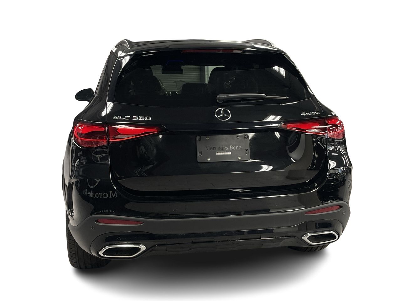 2023 Mercedes-Benz GLC300 in Dollard-des-Ormeaux, Quebec