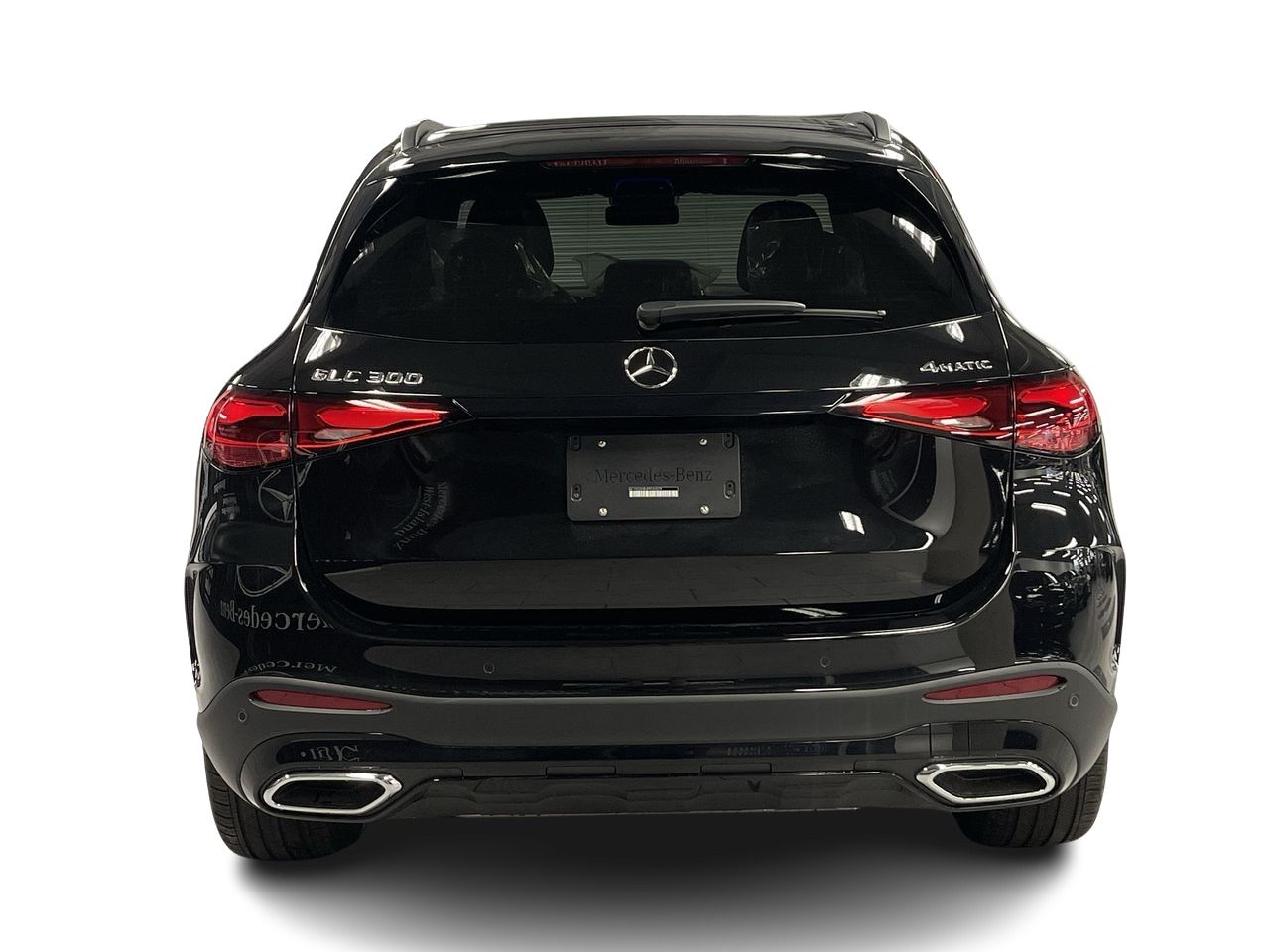 2023 Mercedes-Benz GLC300 in Dollard-des-Ormeaux, Quebec