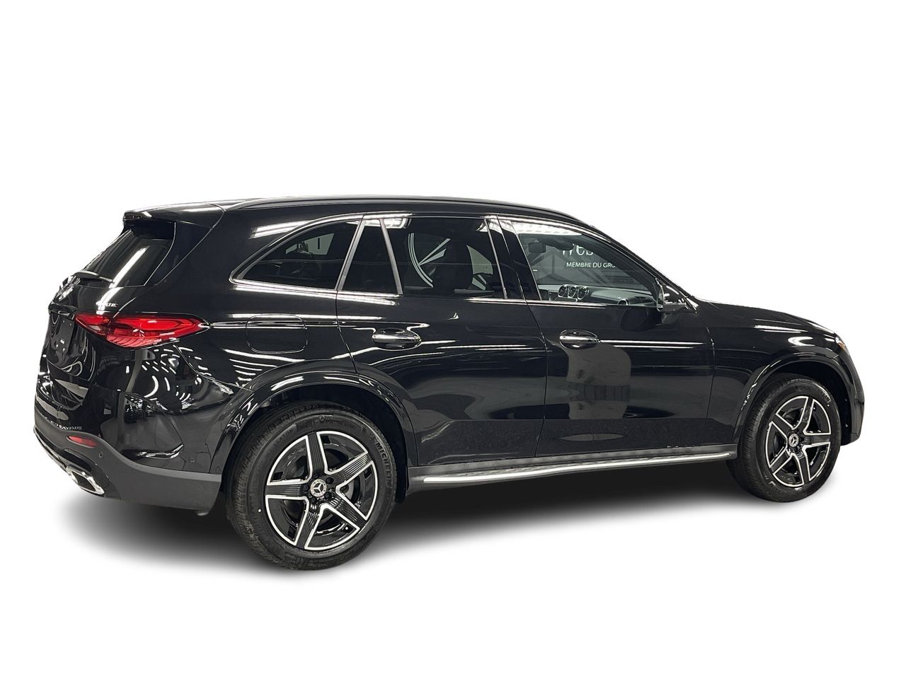 2023 Mercedes-Benz GLC300 in Dollard-des-Ormeaux, Quebec
