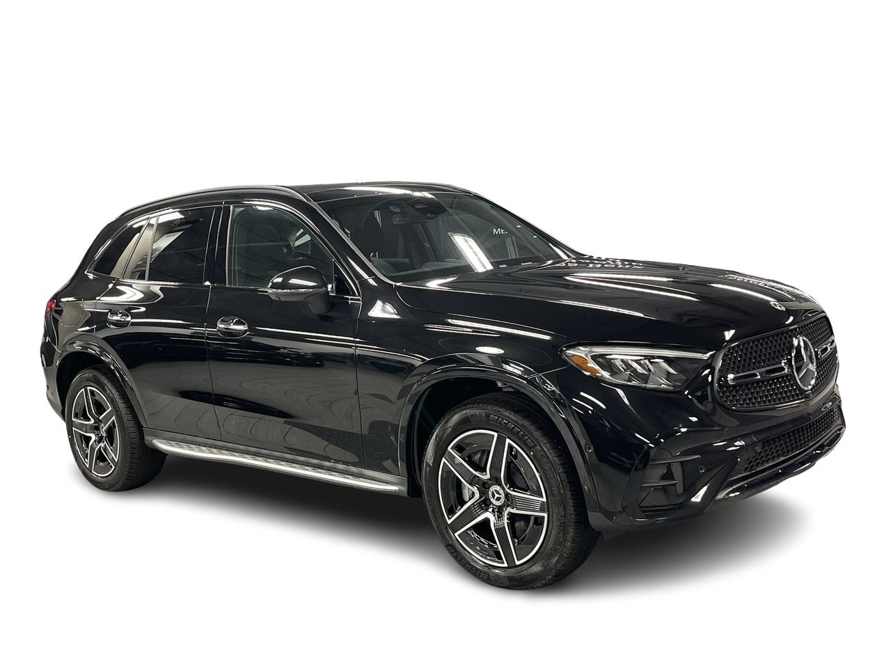 2023 Mercedes-Benz GLC300 in Dollard-des-Ormeaux, Quebec