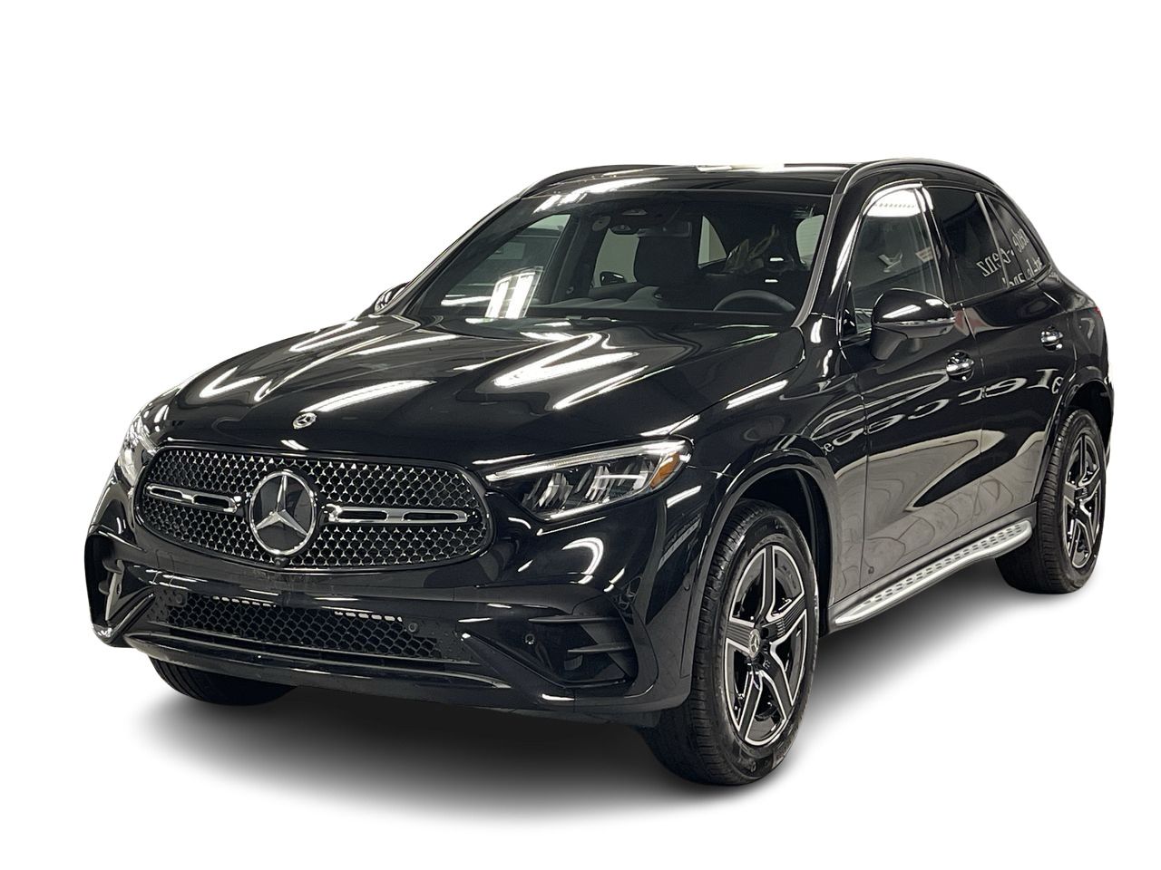 2023 Mercedes-Benz GLC300 in Dollard-des-Ormeaux, Quebec