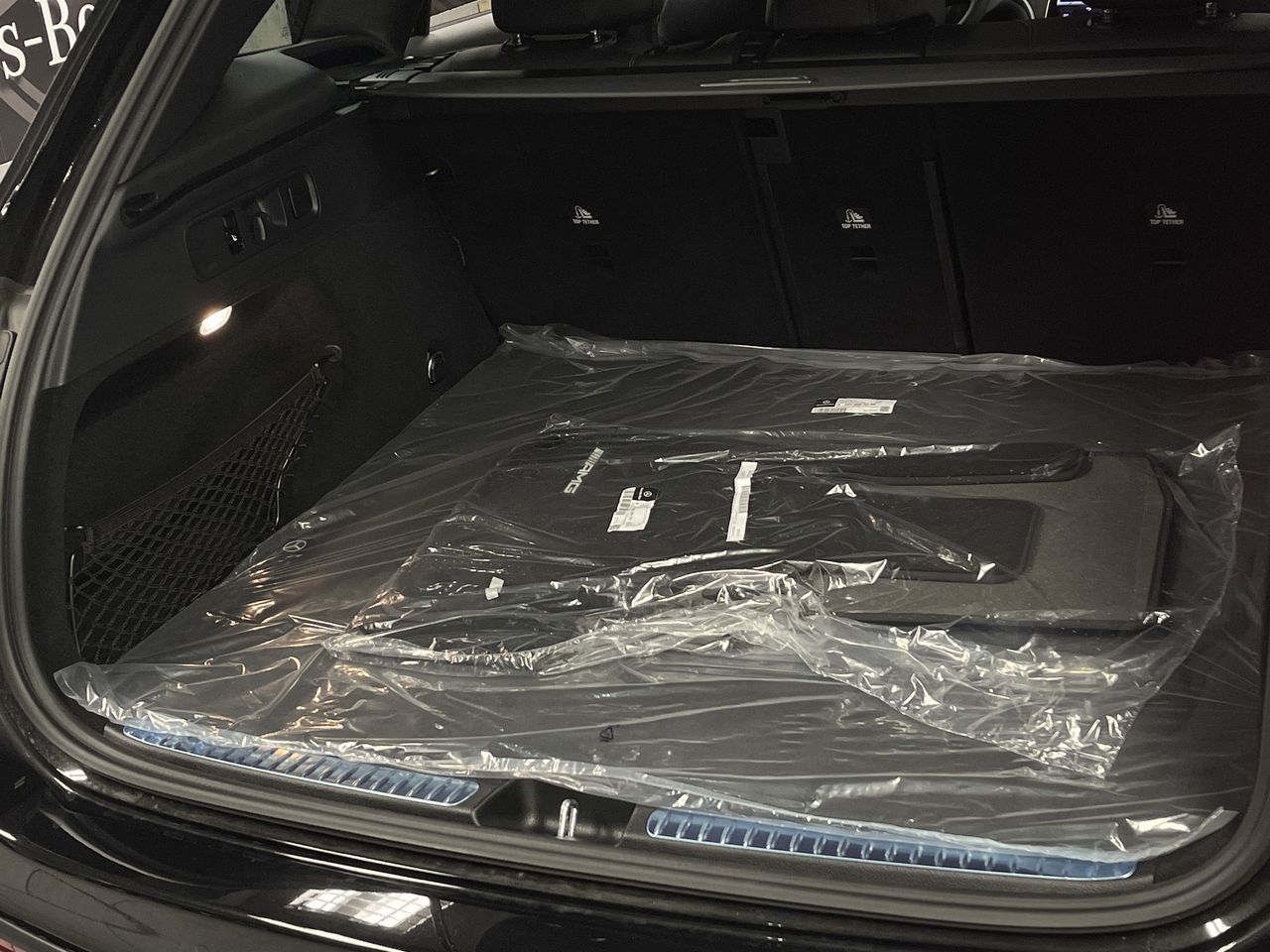 2023 Mercedes-Benz GLC300