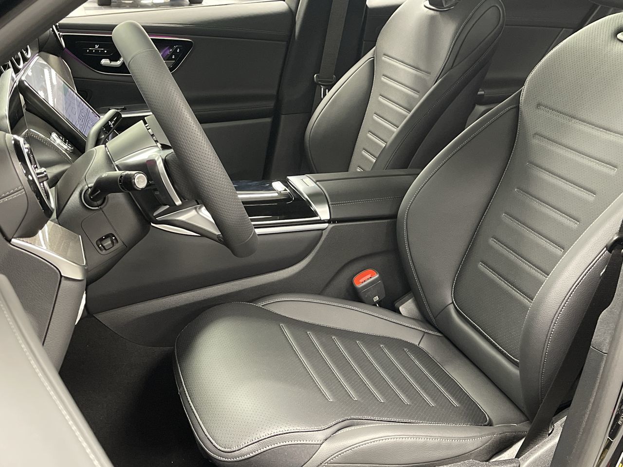 2023 Mercedes-Benz GLC300