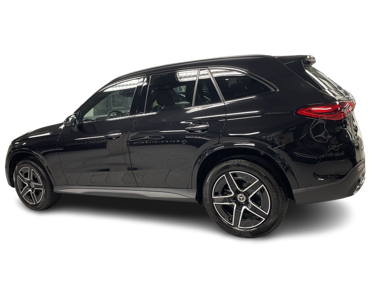 Mercedes-Benz GLC300  2023