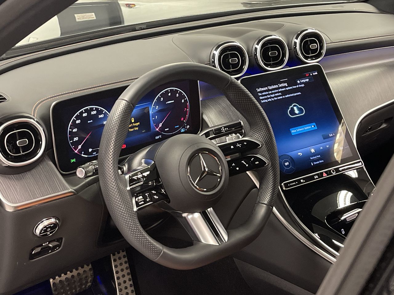 2023 Mercedes-Benz GLC300