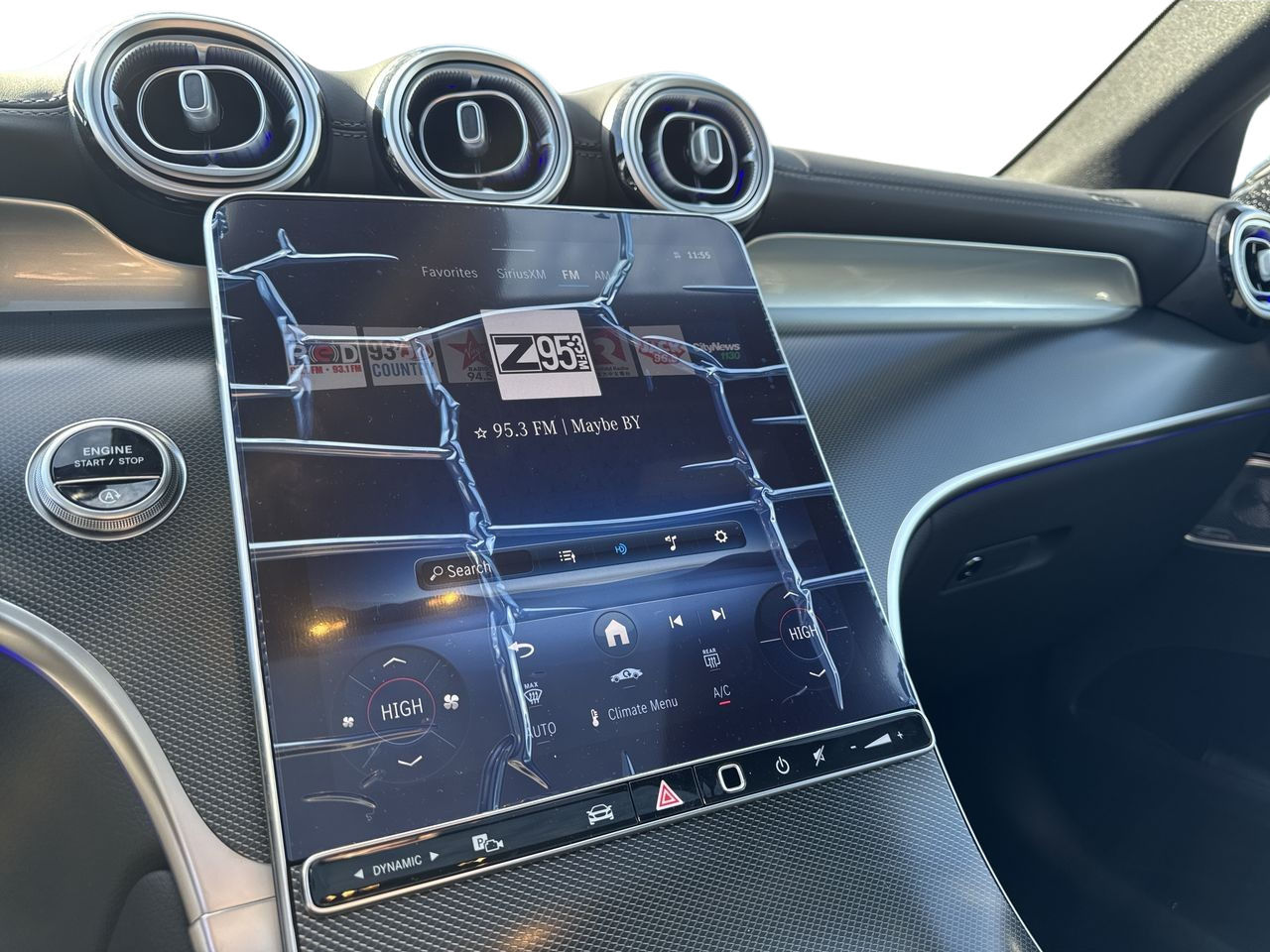 Mercedes-Benz GLC  2025 à Dollard-des-Ormeaux, Québec