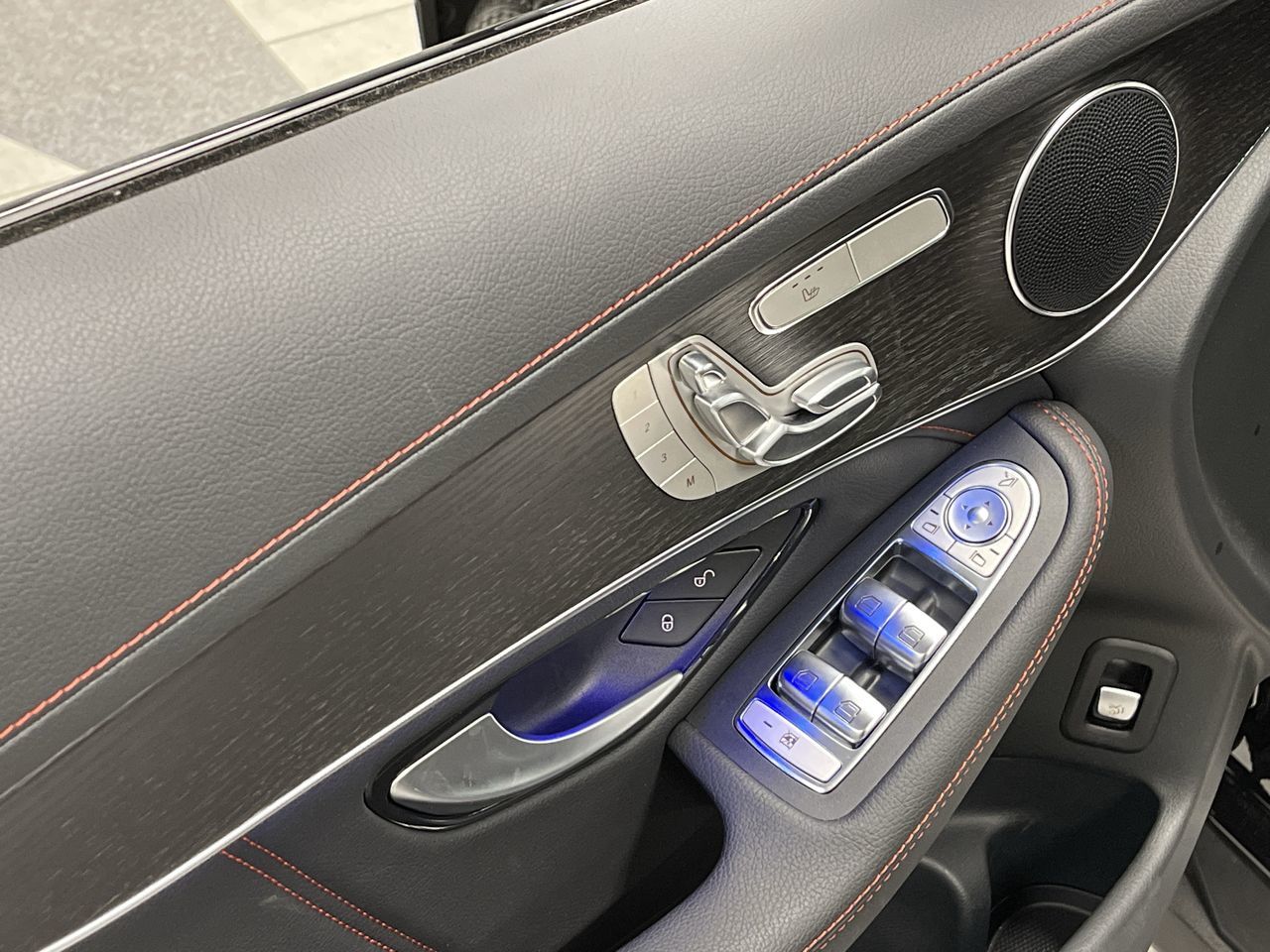 Mercedes-Benz GLC43 AMG  2022 à Dollard-des-Ormeaux, Québec