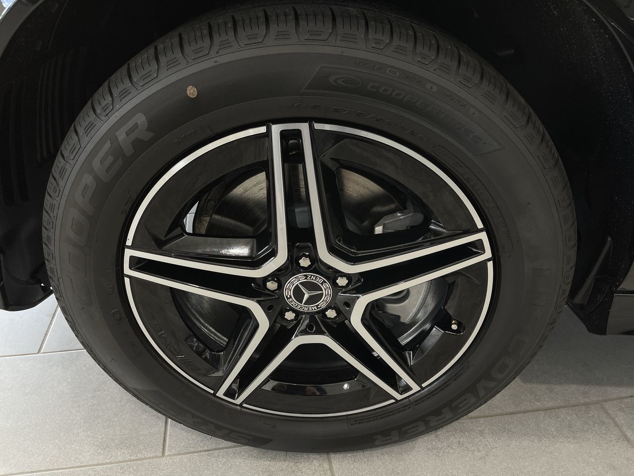 2022 Mercedes-Benz GLE350 in Dollard-des-Ormeaux, Quebec