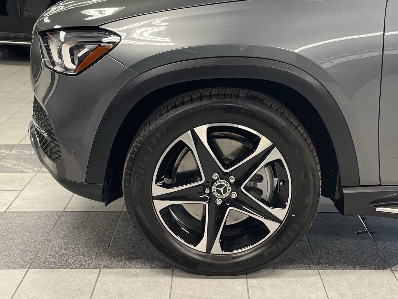 2023 Mercedes-Benz GLE450 in Dollard-des-Ormeaux, Quebec