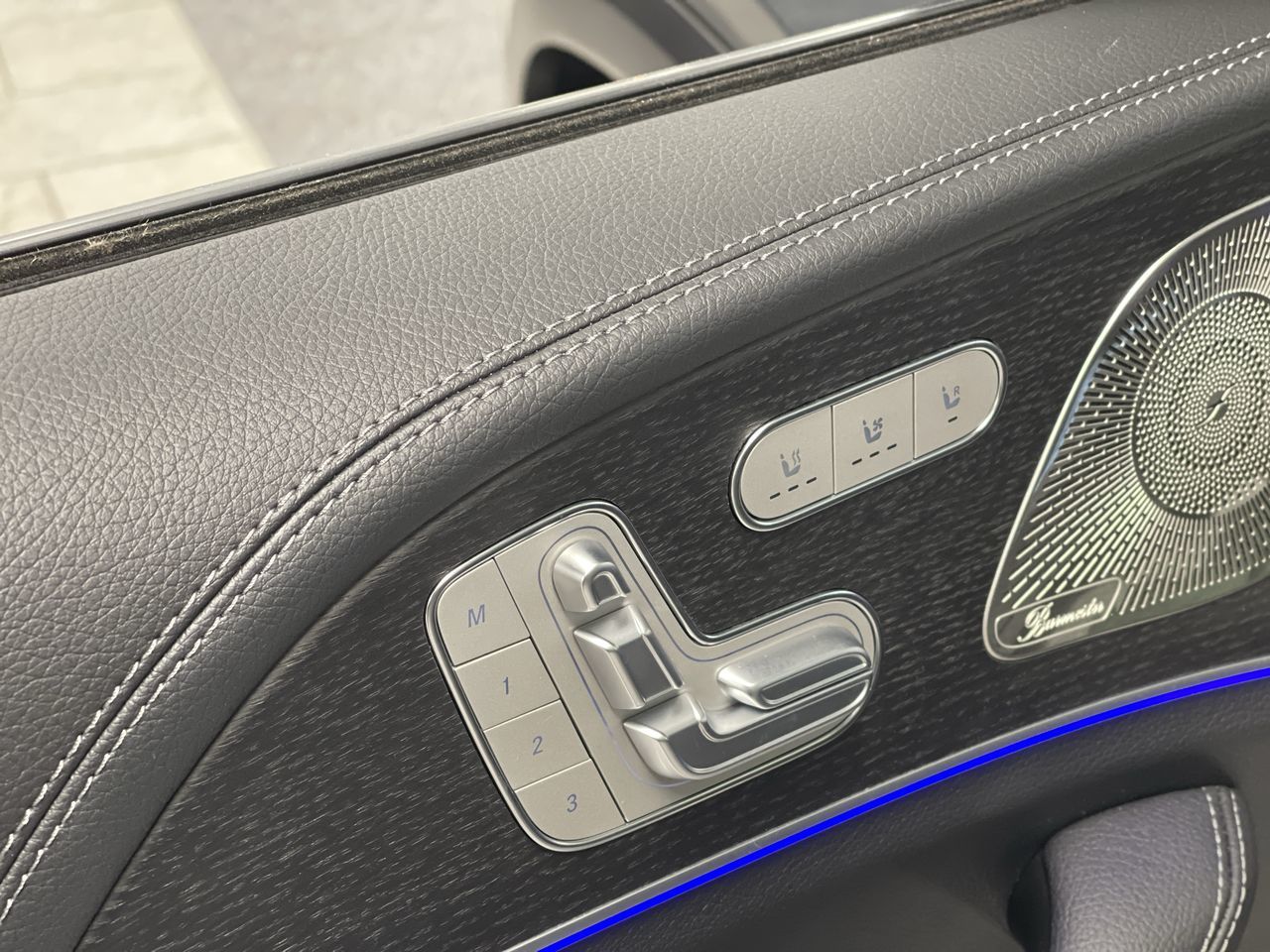 2023 Mercedes-Benz GLE450 in Dollard-des-Ormeaux, Quebec