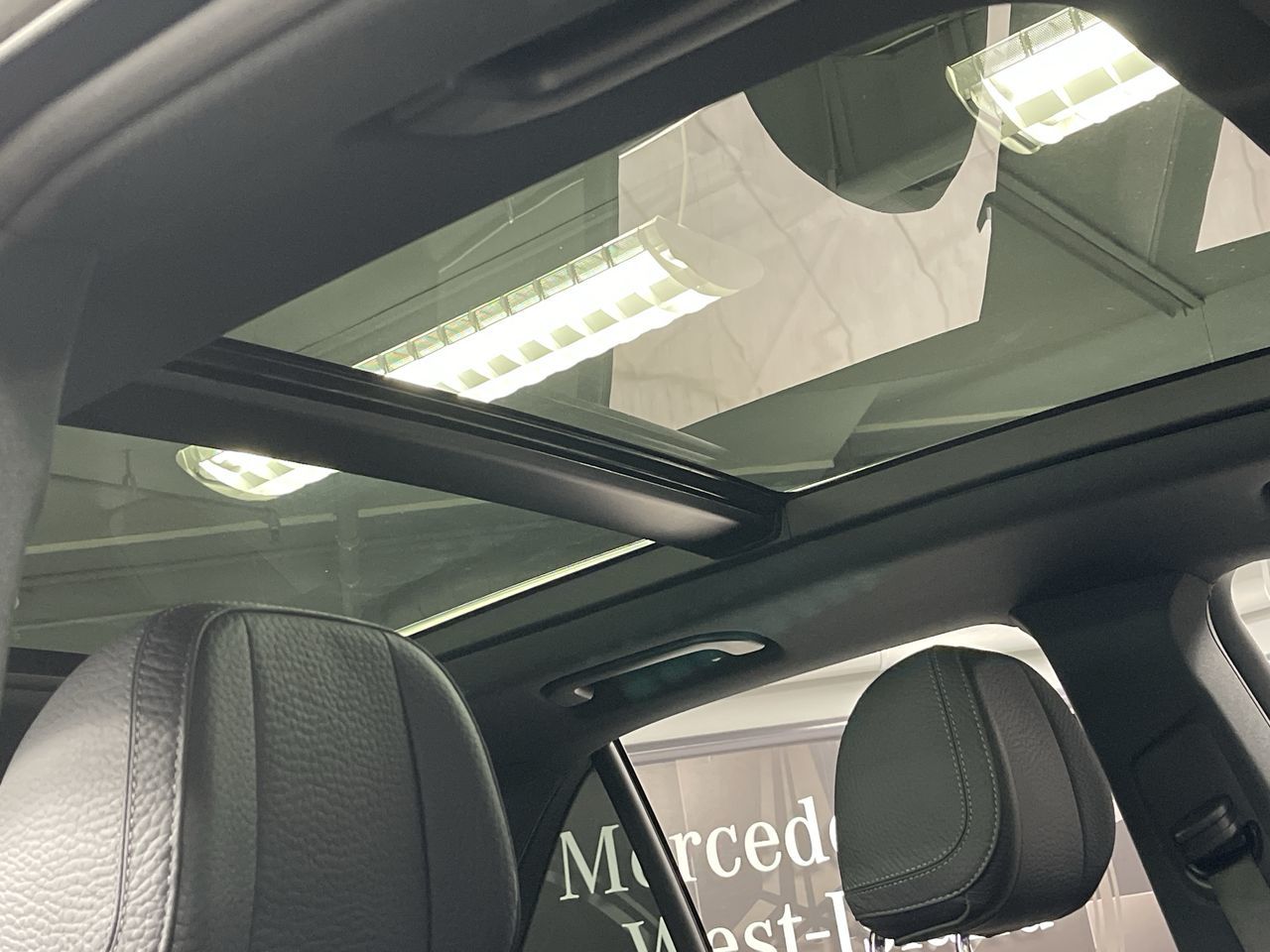 2023 Mercedes-Benz GLE450 in Dollard-des-Ormeaux, Quebec