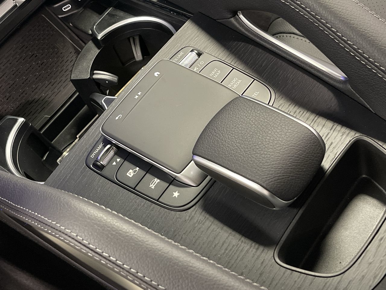 Mercedes-Benz GLE450e  2024