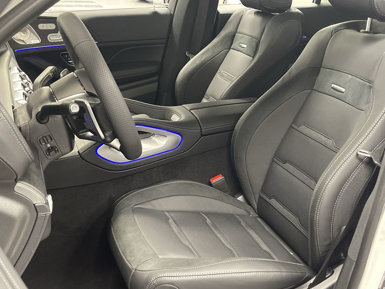 Mercedes-Benz GLE53  2024