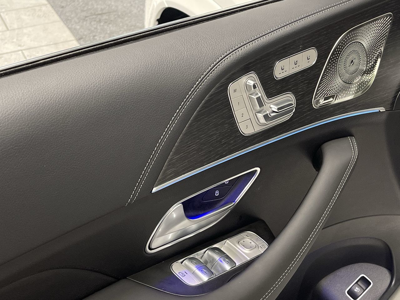 Mercedes-Benz GLE53  2024