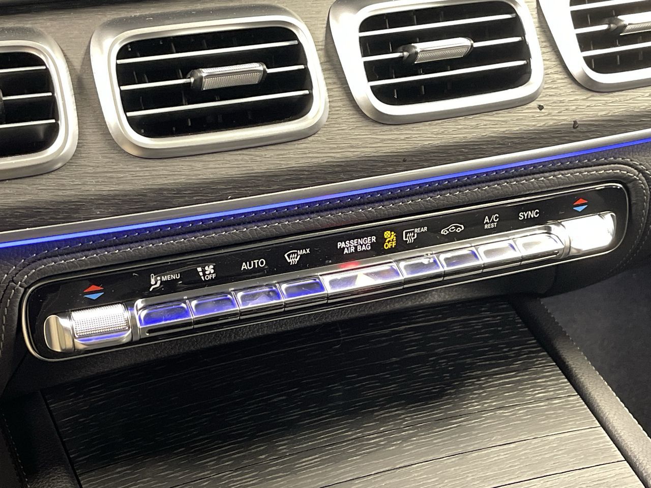 Mercedes-Benz GLE53  2024