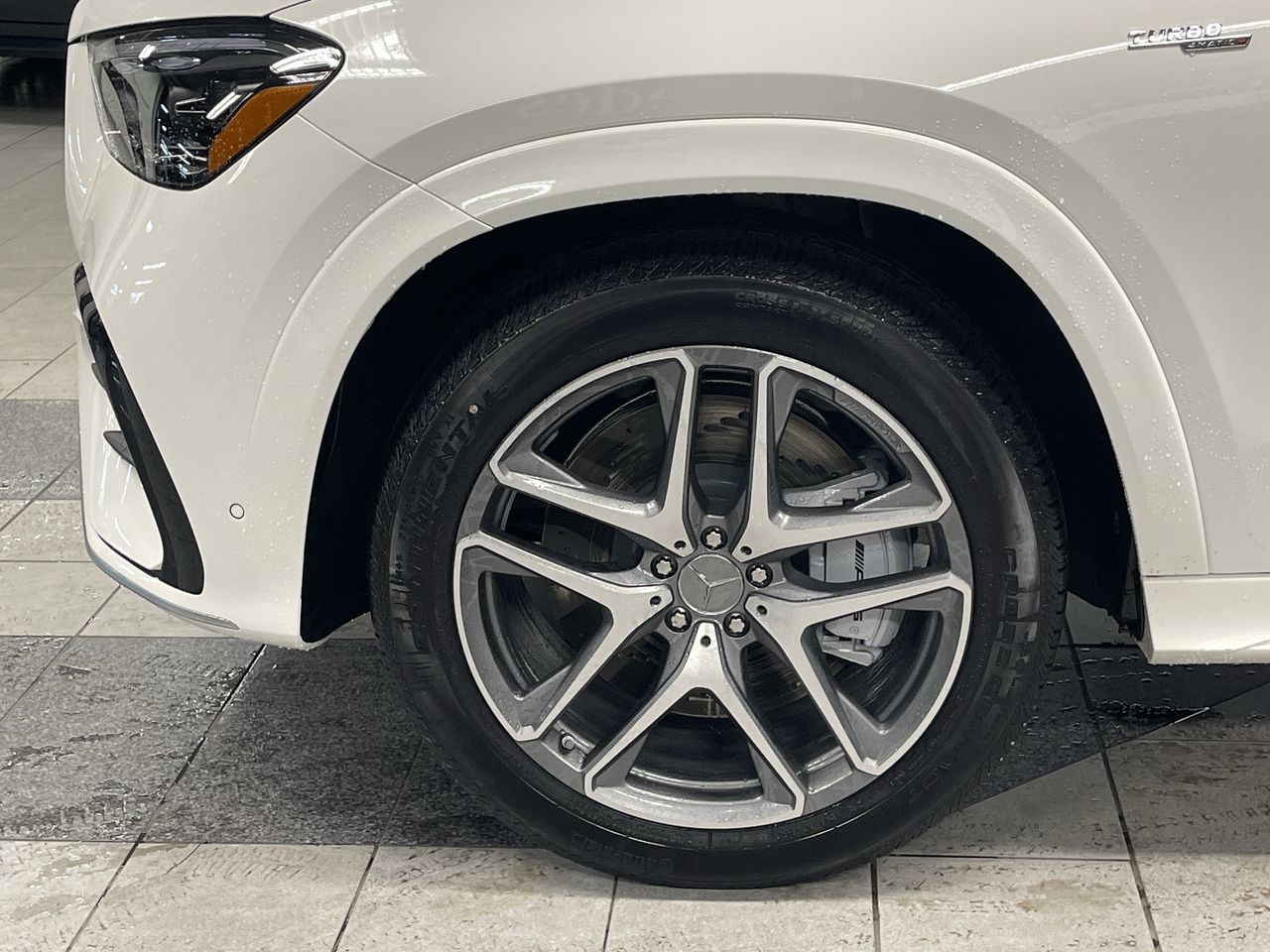 Mercedes-Benz GLE53  2024